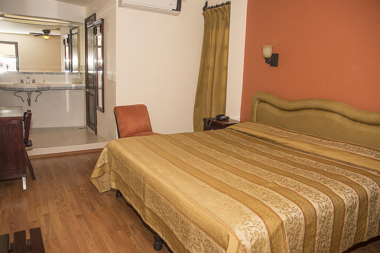 Hotel Roma Durango Zimmer foto